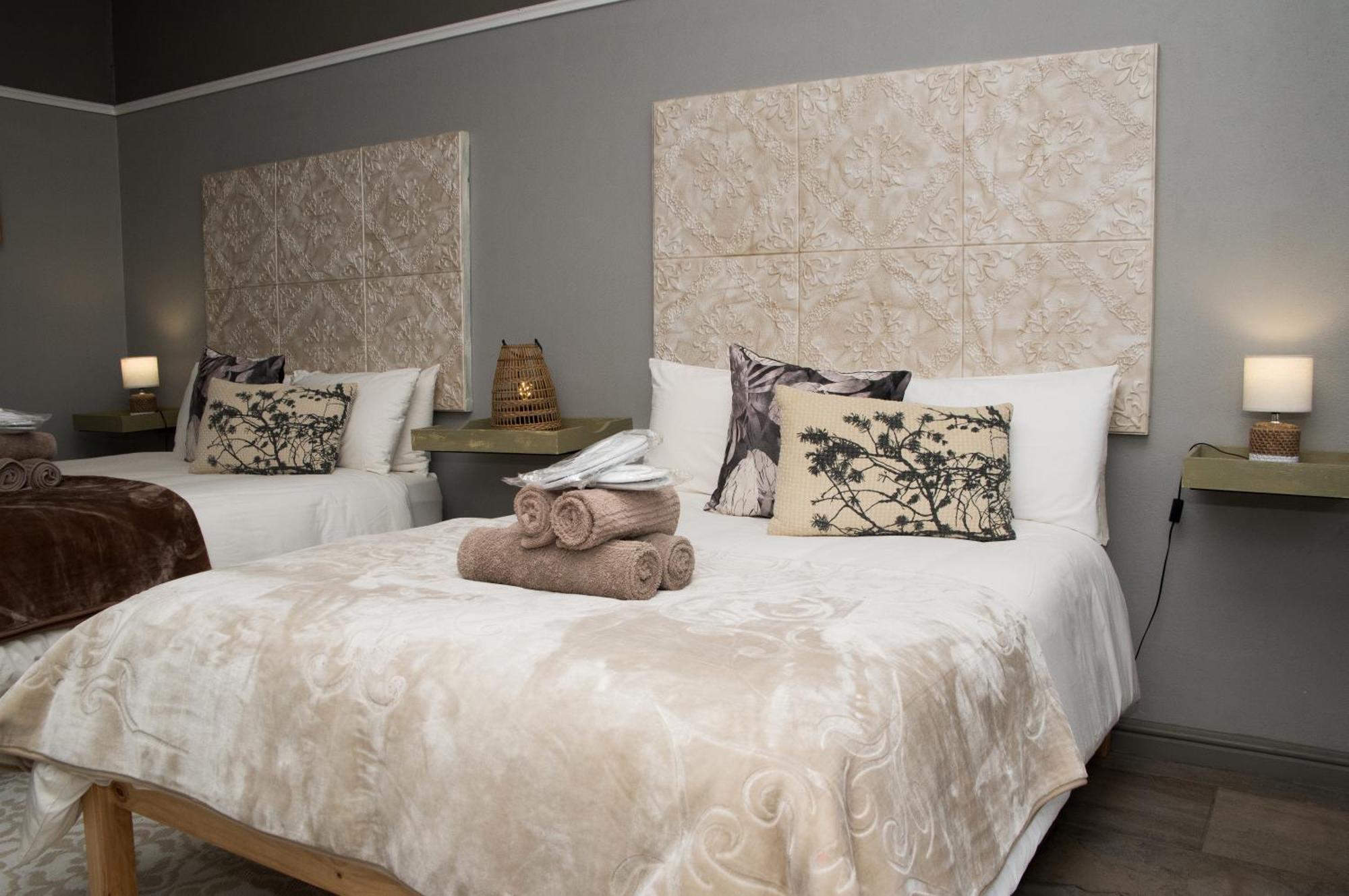 Desert Wind Private Guest And Game Farm มอนตากู ภายนอก รูปภาพ